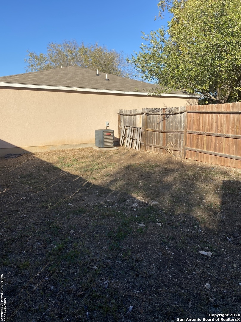11220 Center Point Road San Antonio, TX 78233 - Photo 14 of 15 a view of outdoor space and yard