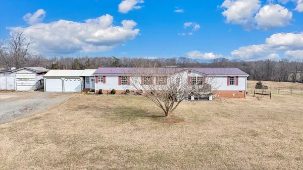 $294,900 | 627-641 Novelty Road, Penhook, VA 24137
