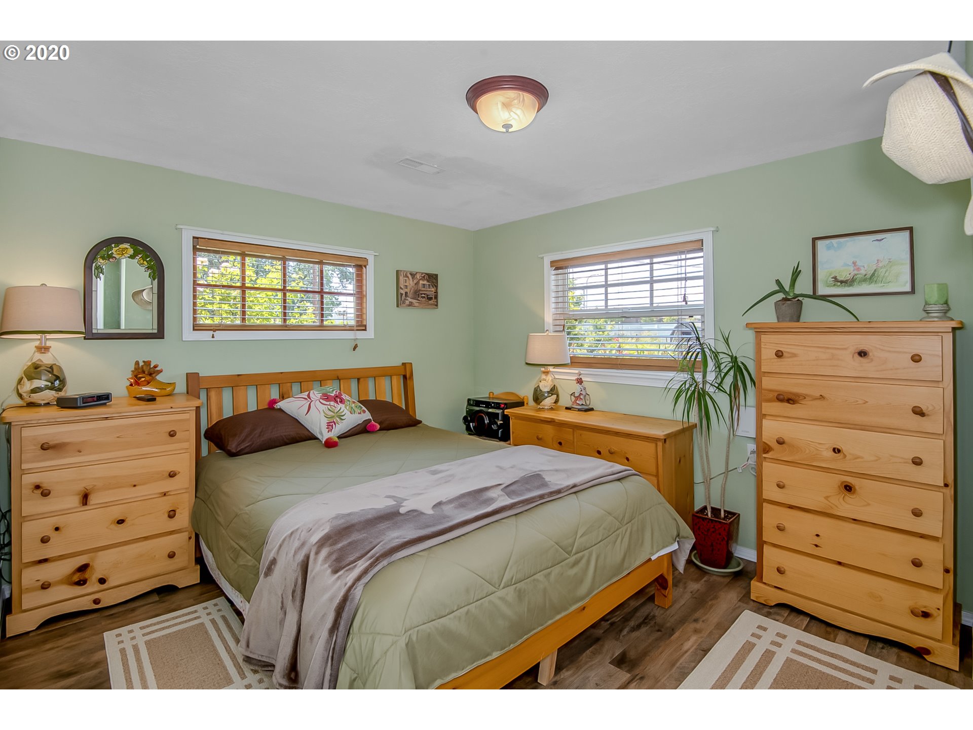 21375 Southwest Rosedale Road Beaverton, OR 97078 - Photo 13 of 26