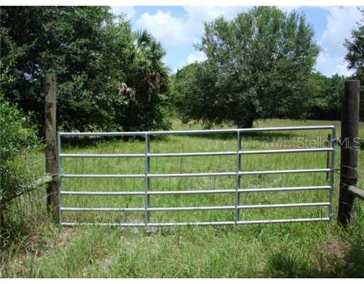 11868 Darsey Road Parrish, FL 34219 - Photo 1 of 1 Exterior Front - Easy access off the private road, already fenced