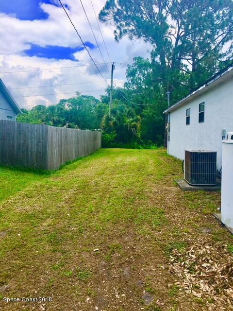 626 Southwest Waycross Road Palm Bay, FL 32908 - Photo 4 of 16 IMG_7864