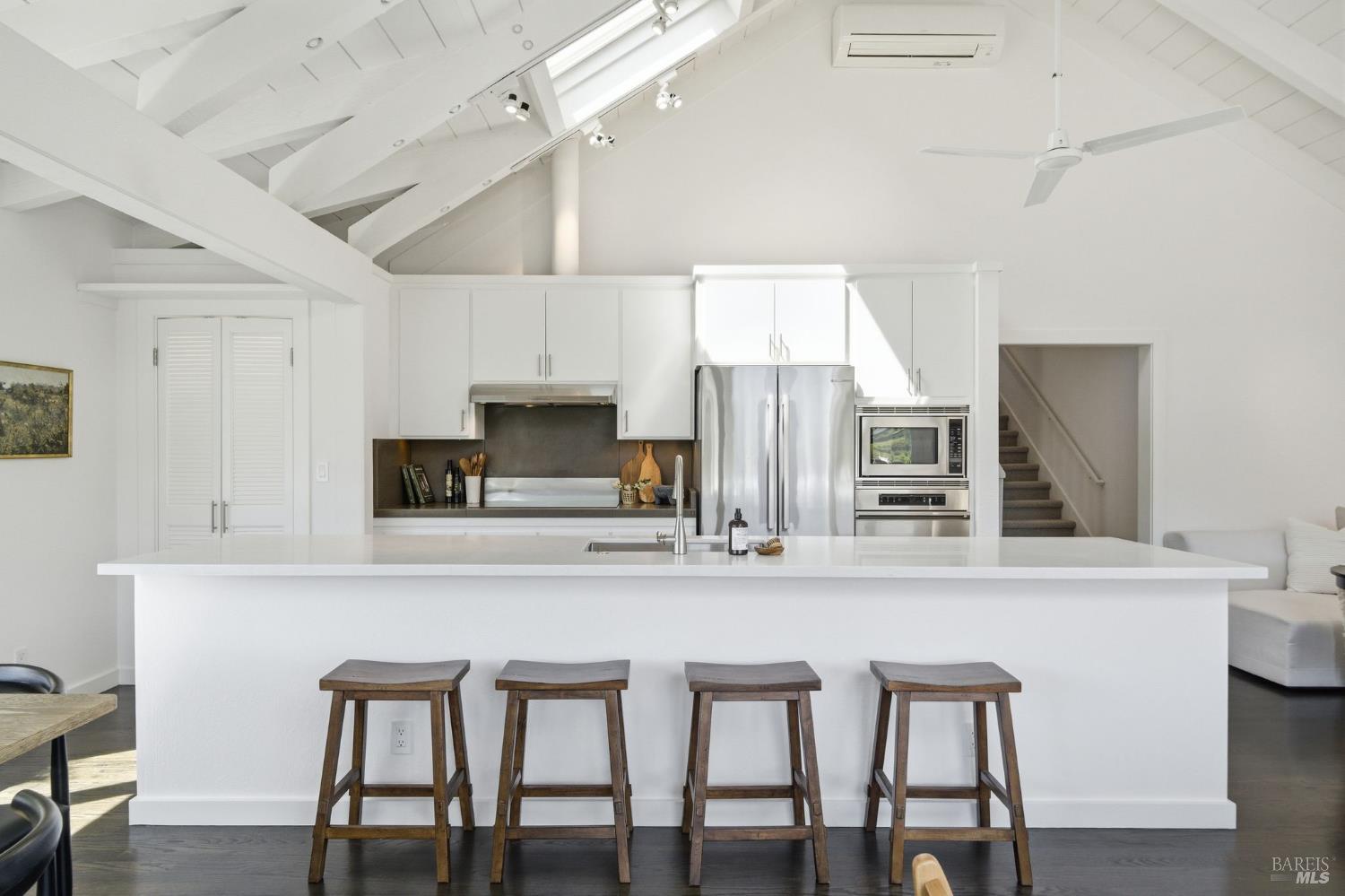 128 Madrone Road Fairfax, CA 94930 - Photo 5 of 61