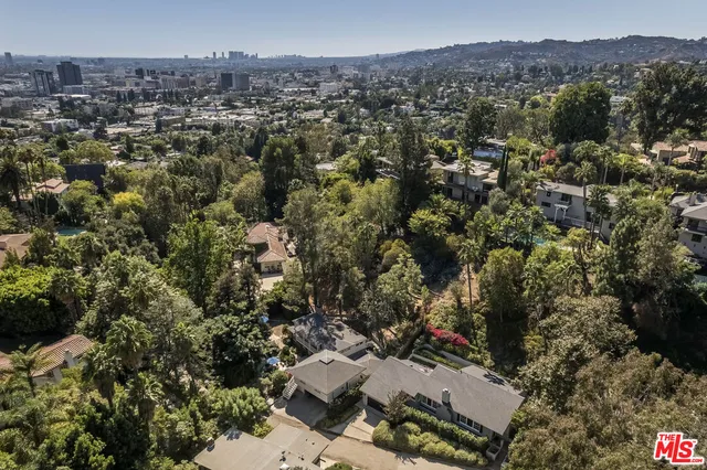 $9,995 | 5657 Valley Oak Drive, Los Angeles, CA 90068