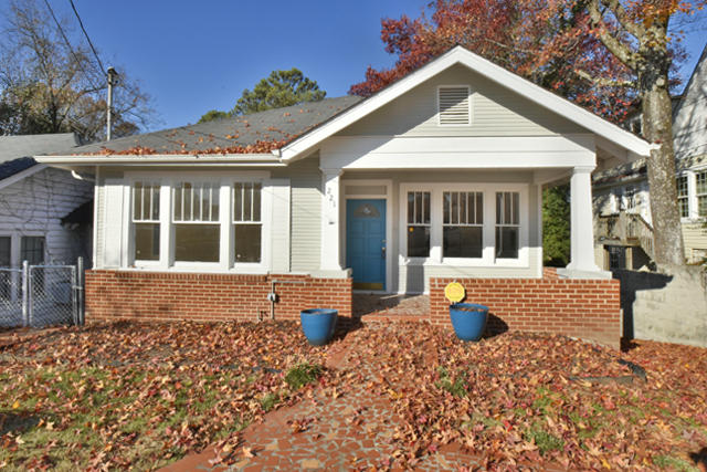 221 Booth Road Chattanooga, TN 37411 - Photo 1 of 35 3
