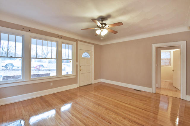 221 Booth Road Chattanooga, TN 37411 - Photo 6 of 35 2