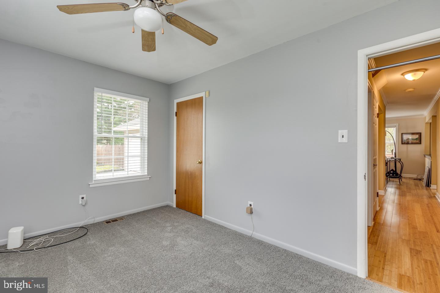 418 Apple Road Edgewater Park, NJ 08010 - Photo 22 of 39 Main level bedroom 2