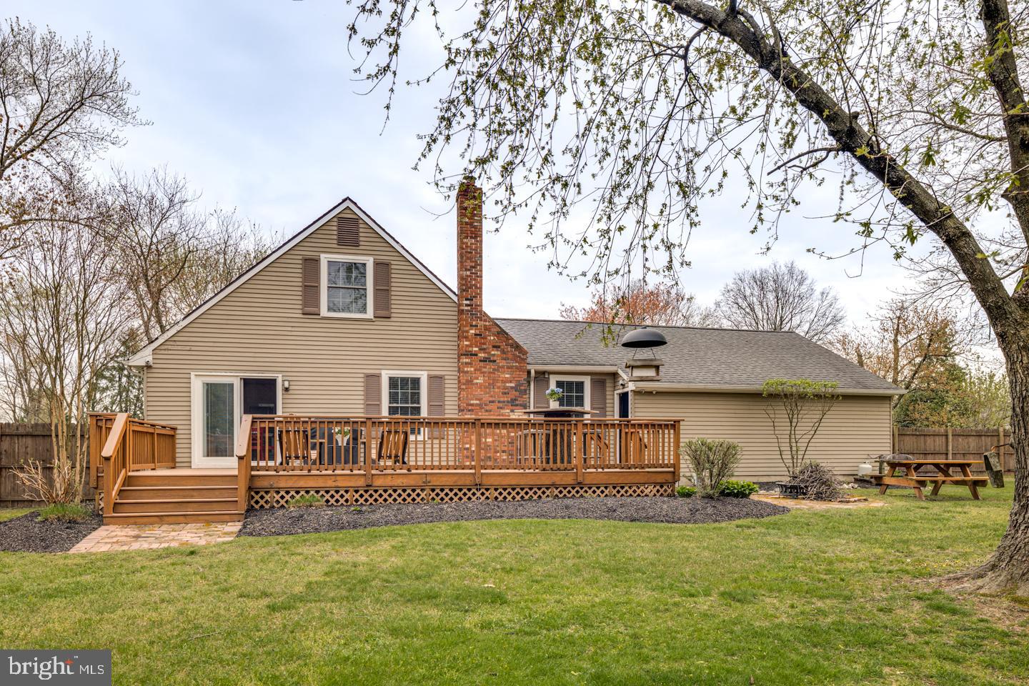 418 Apple Road Edgewater Park, NJ 08010 - Photo 33 of 39 Huge corner lot backyard!
