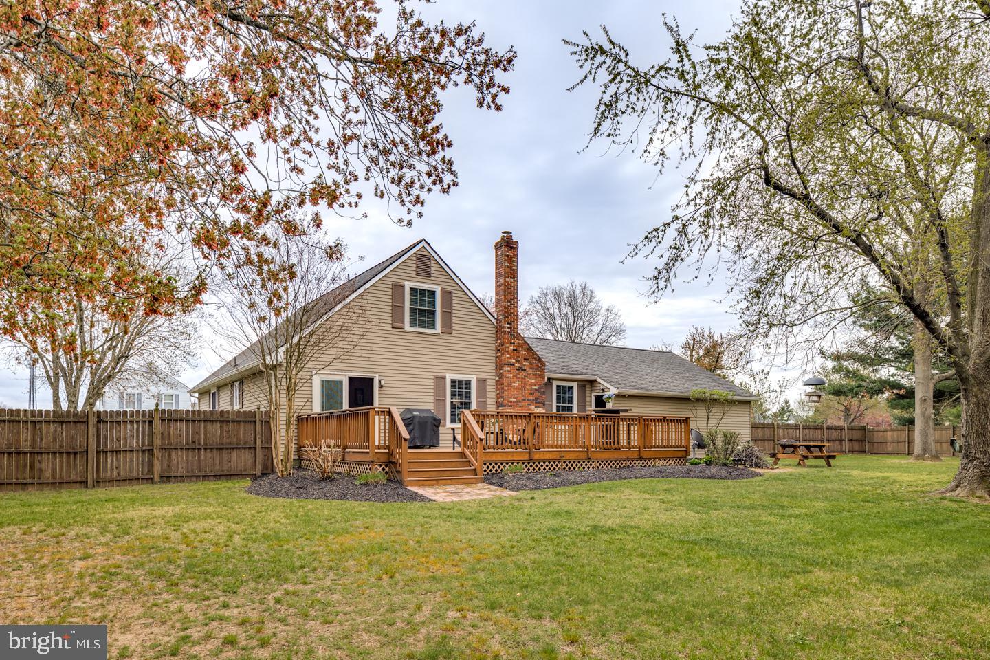 418 Apple Road Edgewater Park, NJ 08010 - Photo 34 of 39 Huge corner lot backyard!
