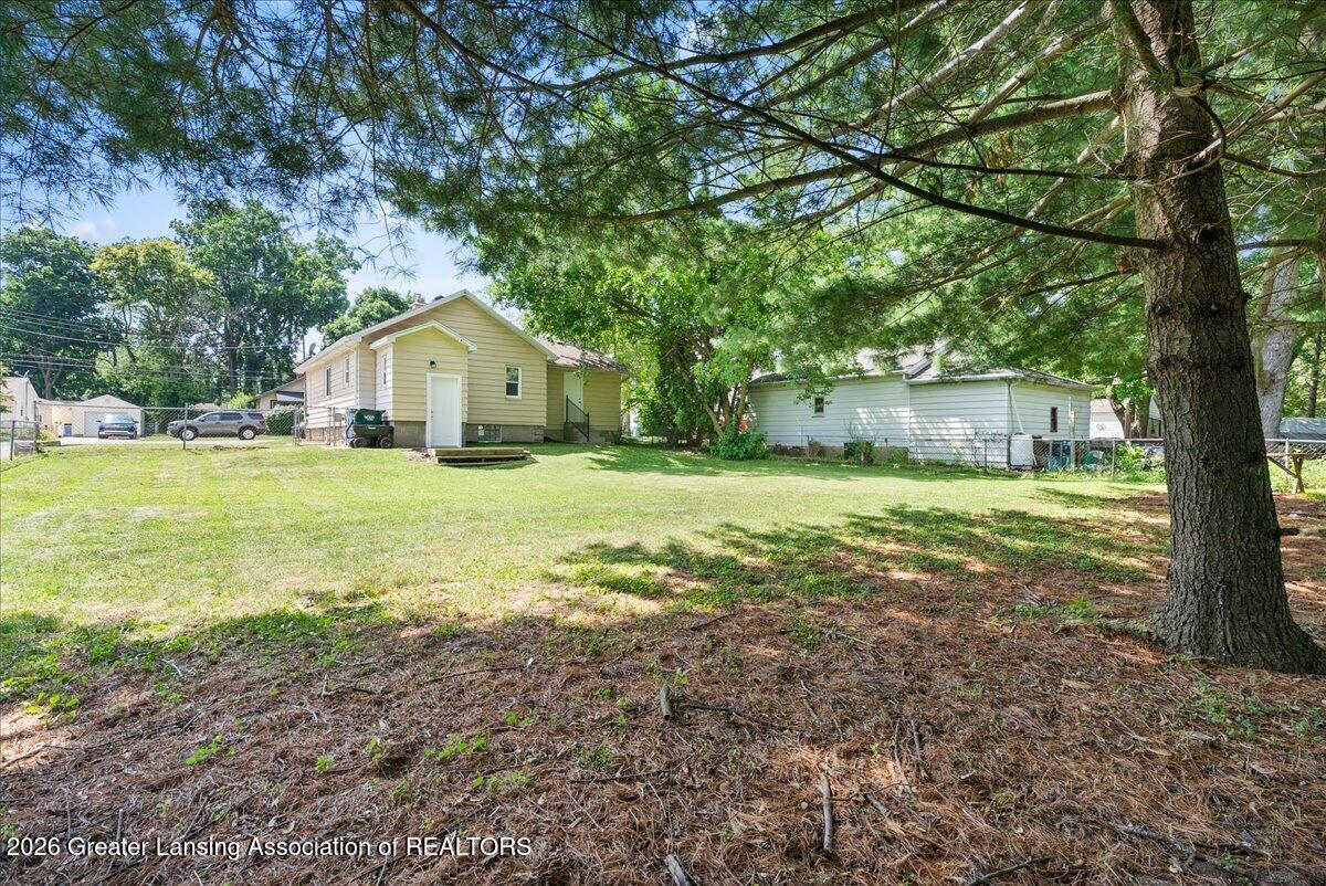 6041 Hilliard Road Lansing, MI 48911 - Photo 25 of 26 27-Media Jett - 29