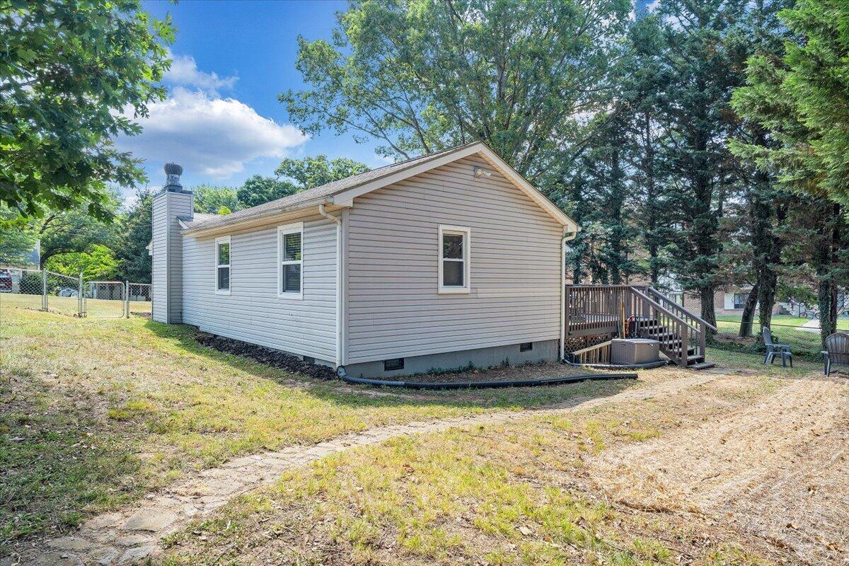 105 Barnett Road Salem, VA 24153 - Photo 32 of 44 32-MIB02667