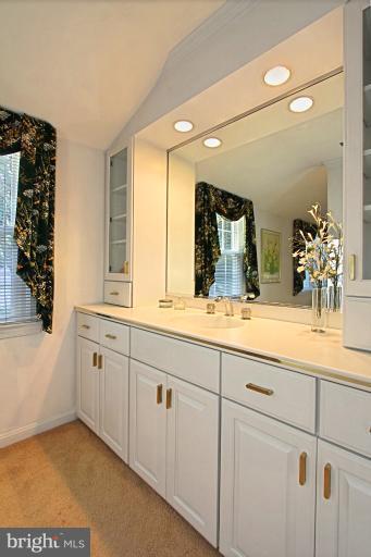 1607 Blue Meadow Road Potomac, MD 20854 - Photo 3 of 30 Bath (Master)