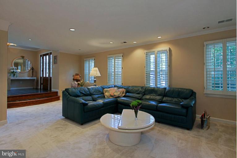1607 Blue Meadow Road Potomac, MD 20854 - Photo 21 of 30 Family Room