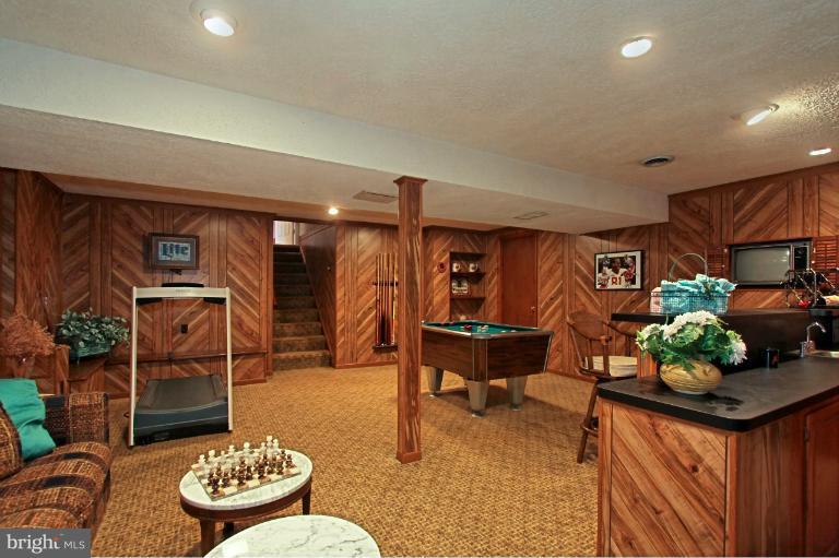 1607 Blue Meadow Road Potomac, MD 20854 - Photo 22 of 30 Interior (General)
