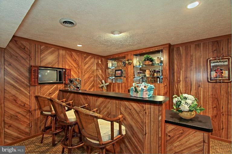 1607 Blue Meadow Road Potomac, MD 20854 - Photo 4 of 30 Interior (General)