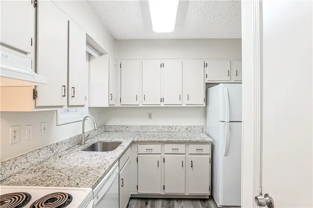 $2,200 | 732 South Candler Street, Decatur, GA 30030