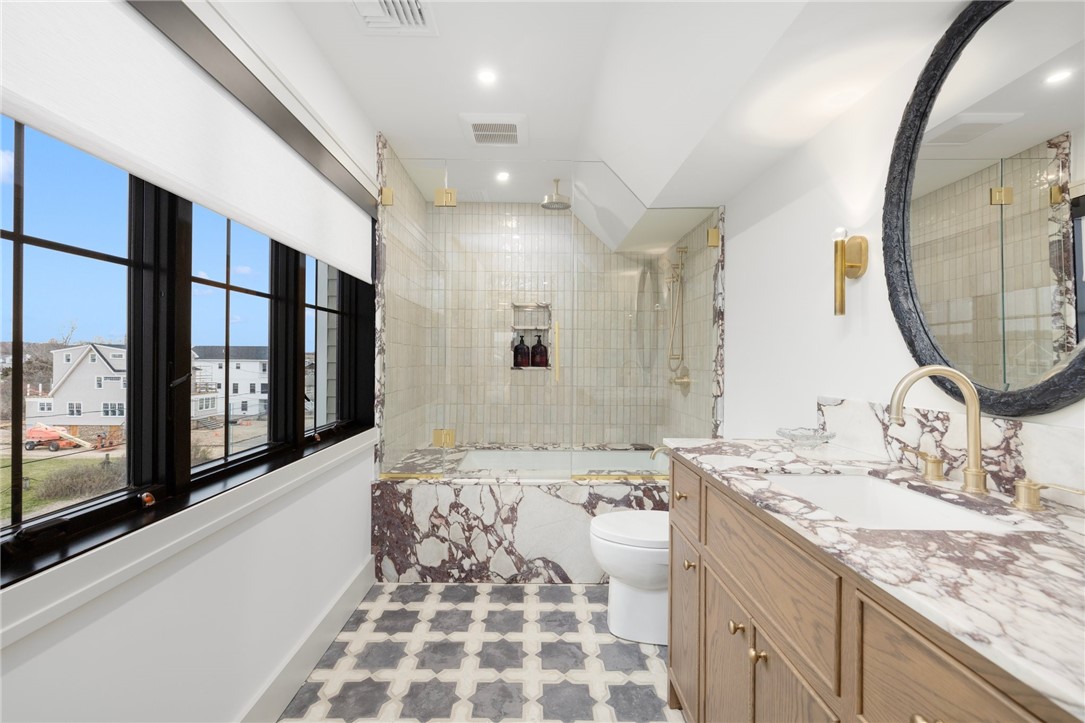 41 Atlantic Avenue Westerly, RI 02891 - Photo 34 of 50