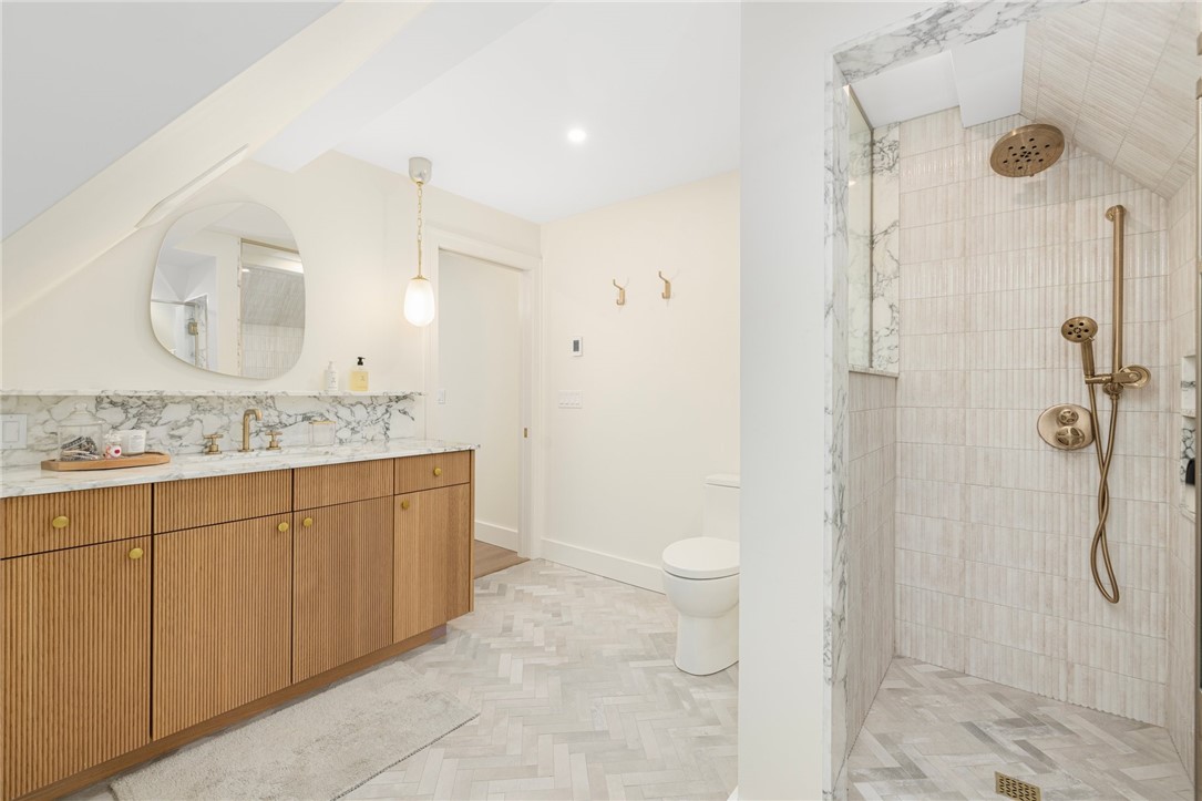 41 Atlantic Avenue Westerly, RI 02891 - Photo 42 of 50