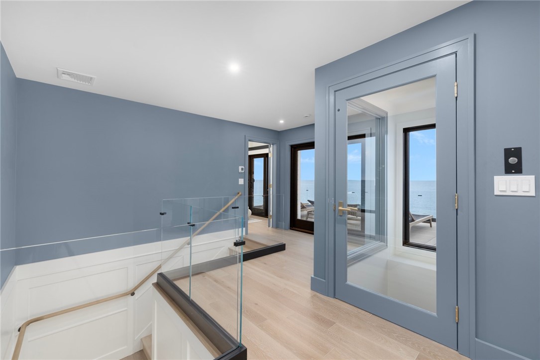 41 Atlantic Avenue Westerly, RI 02891 - Photo 43 of 50