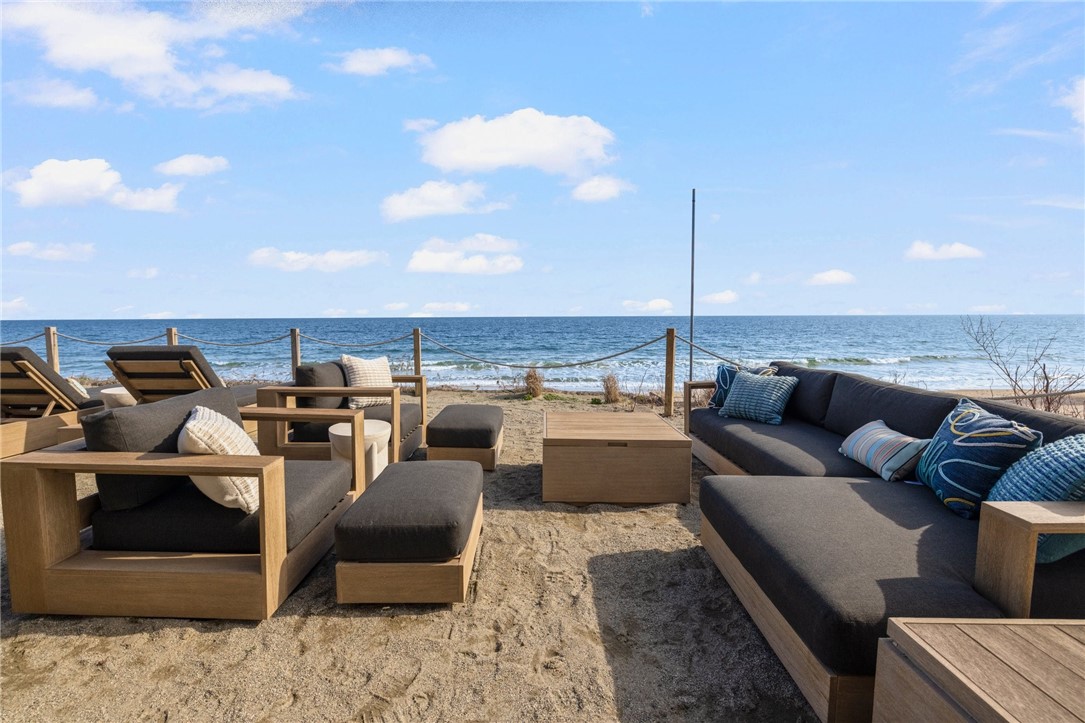 41 Atlantic Avenue Westerly, RI 02891 - Photo 6 of 50