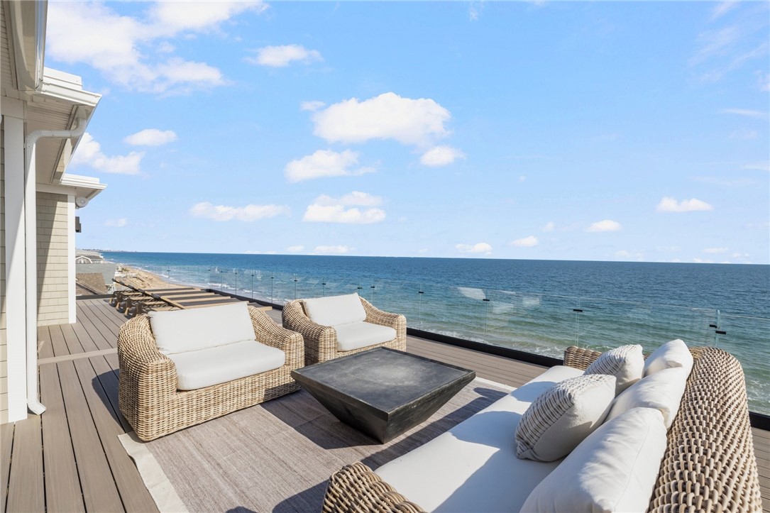 41 Atlantic Avenue Westerly, RI 02891 - Photo 7 of 50