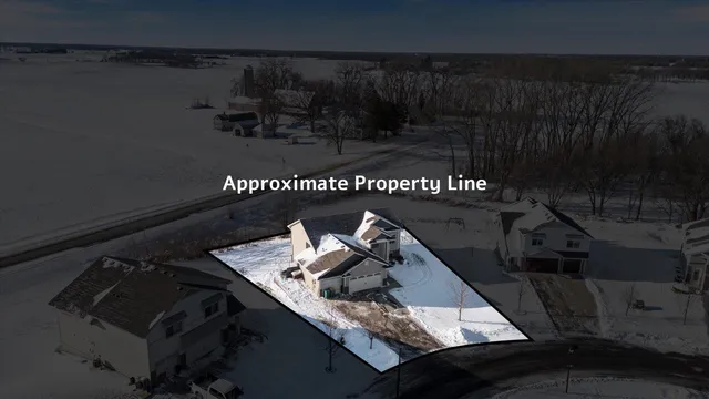 $374,900 | 1663 Hidden Trail, Mayer, MN 55360