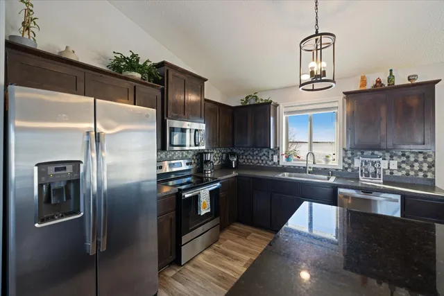 $374,900 | 1663 Hidden Trail, Mayer, MN 55360