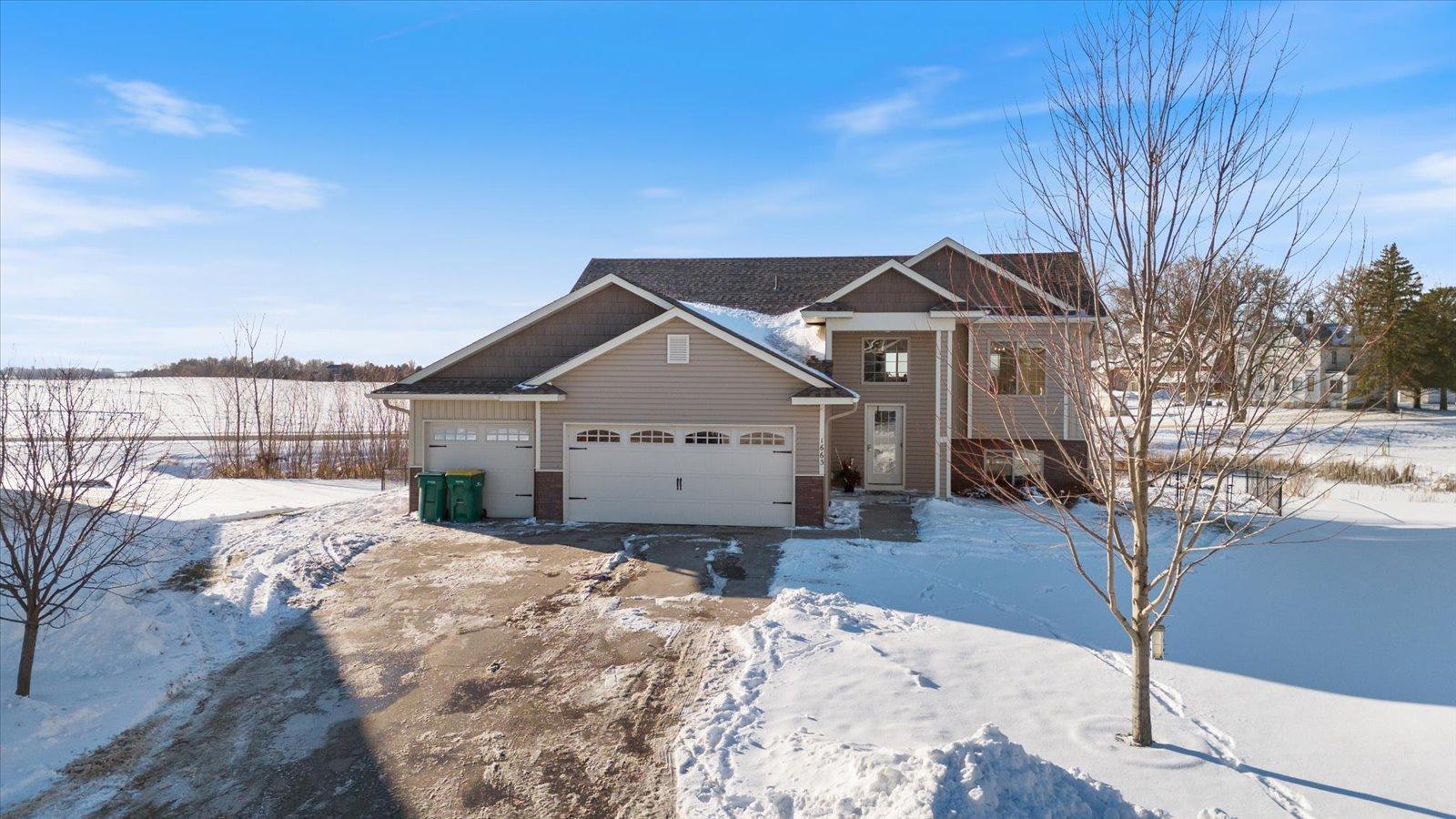 1663 Hidden Trail Mayer, MN 55360 - Photo 3 of 64