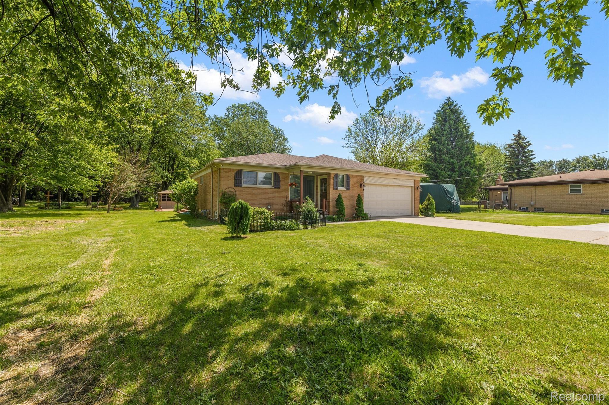 31588 Hayes Road Fraser, MI 48026 - Photo 17 of 58 31588 Hayes-4.jpg