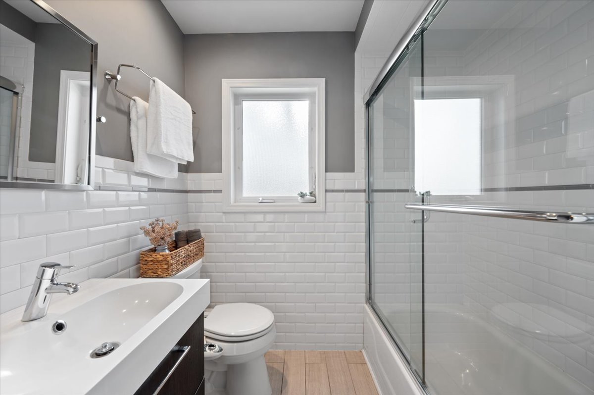 7457 West Ardmore Avenue Chicago, IL 60631 - Photo 14 of 32