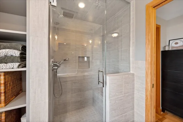 $500,000 | 7457 West Ardmore Avenue, Chicago, IL 60631