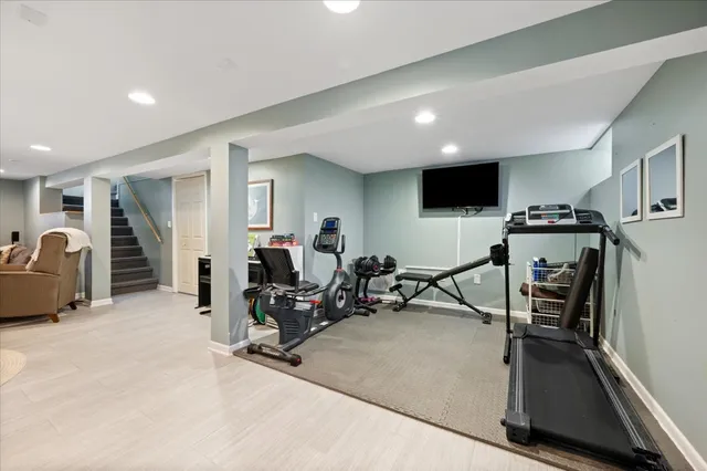 $500,000 | 7457 West Ardmore Avenue, Chicago, IL 60631