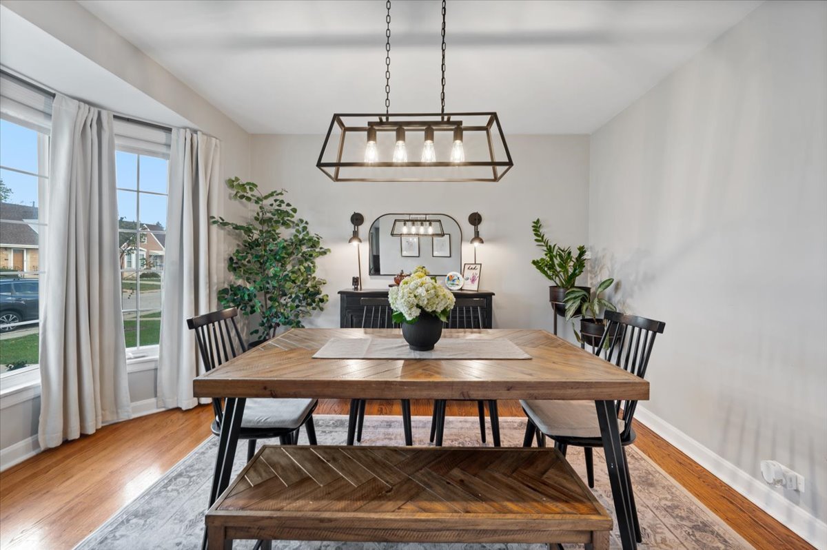 7457 West Ardmore Avenue Chicago, IL 60631 - Photo 8 of 32