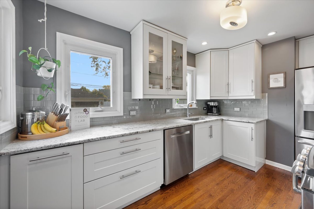 7457 West Ardmore Avenue Chicago, IL 60631 - Photo 10 of 32