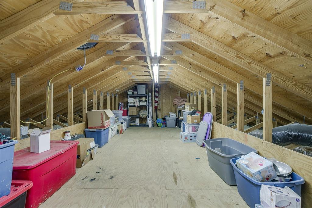 800 Poe Street Azle, TX 76020 - Photo 22 of 31 Workshop Attic