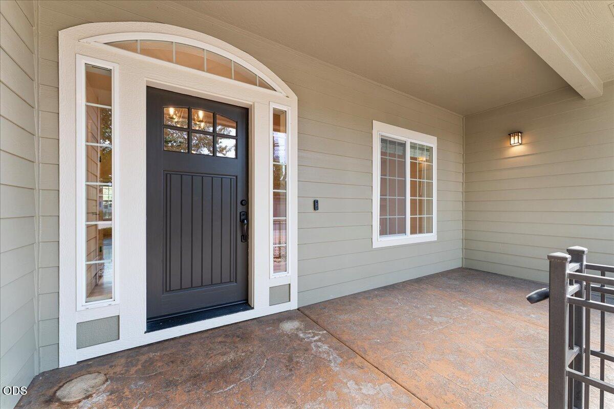 13 Portabello Way Eagle Point, OR 97524 - Photo 5 of 51