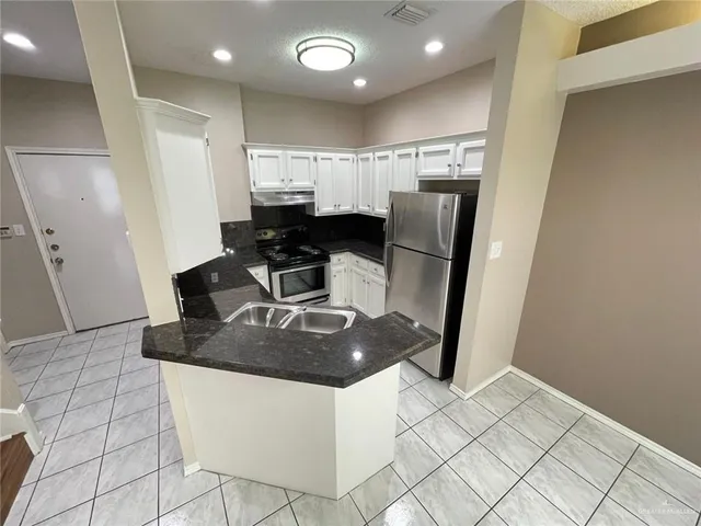 $1,250 | 4120 North 12th Street, Unit 13, McAllen, TX 78504