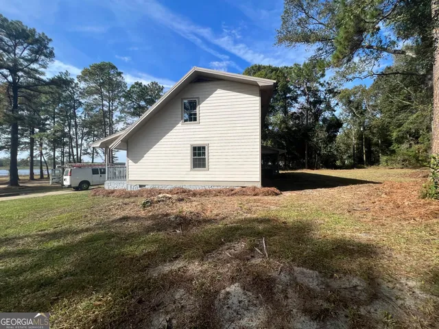 $299,900 | 1435 East Lake Drive, Screven, GA 31560