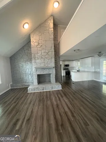 $299,900 | 1435 East Lake Drive, Screven, GA 31560