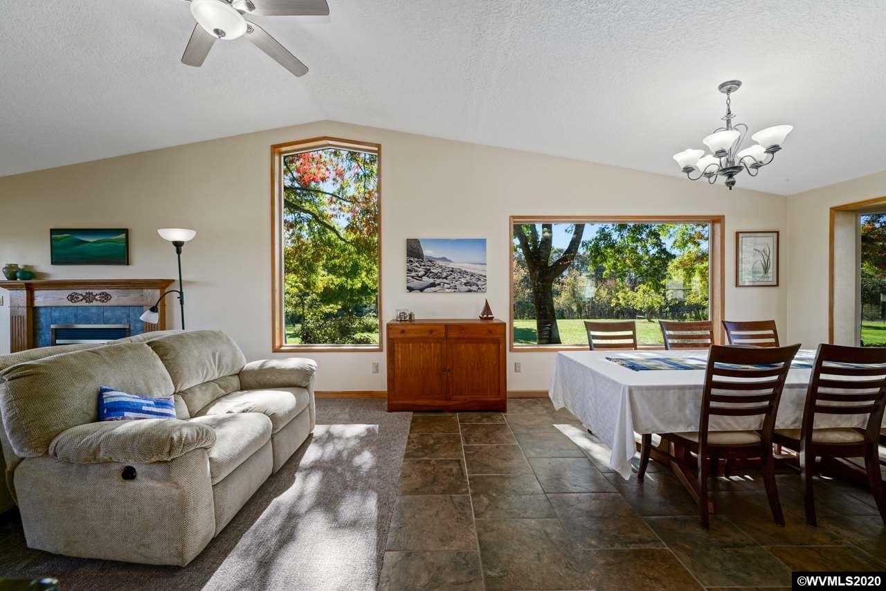10395 Oak Hill Road Independence, OR 97351 - Photo 10 of 42 Gallery Image 10