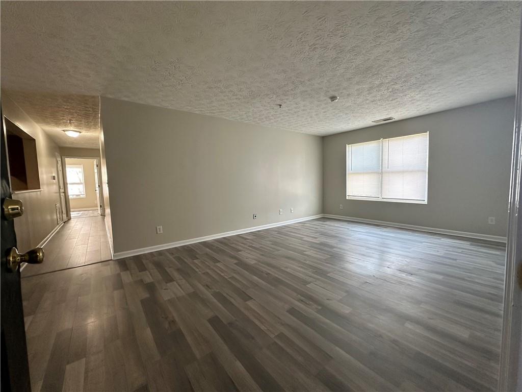 13202 Fairington Ridge Circle Lithonia, GA 30038 - Photo 2 of 18