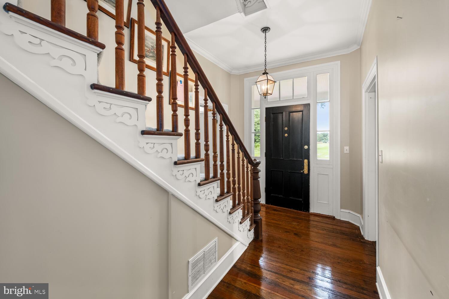 28923 Island Creek Road Trappe, MD 21673 - Photo 27 of 95 Foyer