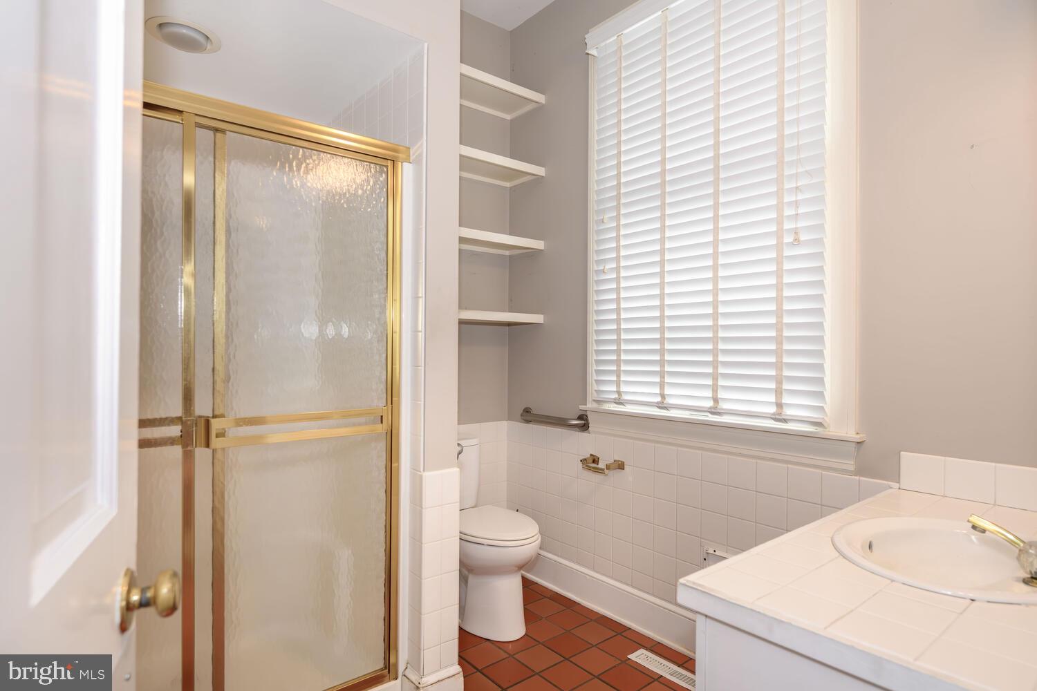 28923 Island Creek Road Trappe, MD 21673 - Photo 39 of 95 Full Bath off the kitchen area