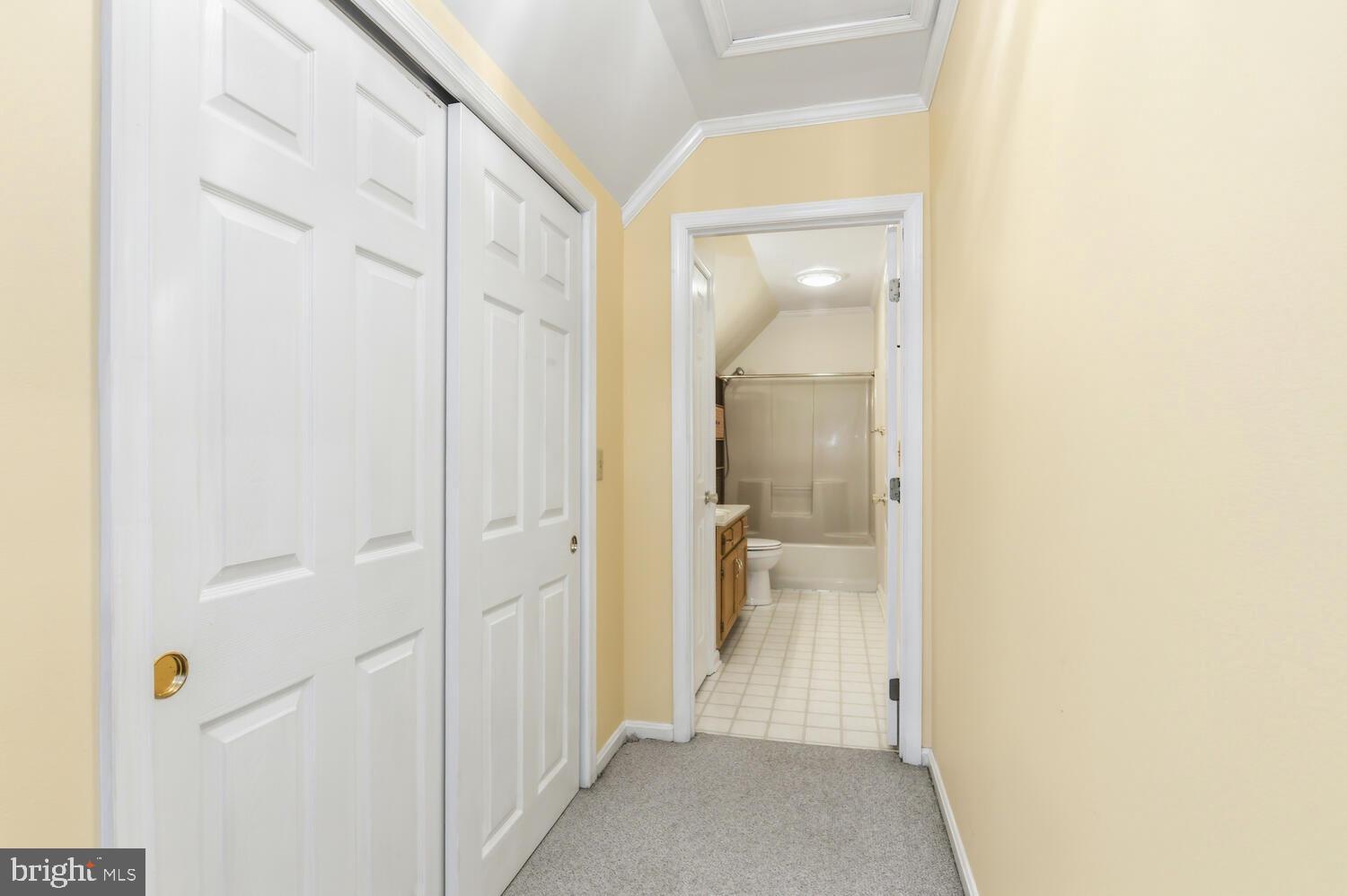 28923 Island Creek Road Trappe, MD 21673 - Photo 94 of 95 Second Floor Hall Cottage A