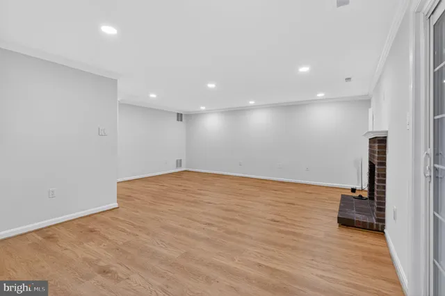 $750,000 | 6024 Knights Ridge Way, Alexandria, VA 22310