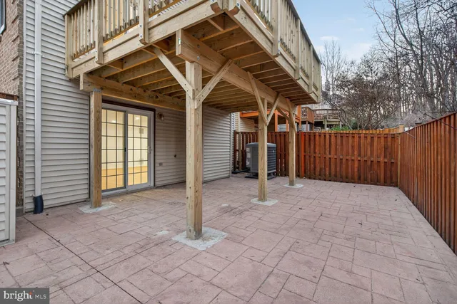 $750,000 | 6024 Knights Ridge Way, Alexandria, VA 22310