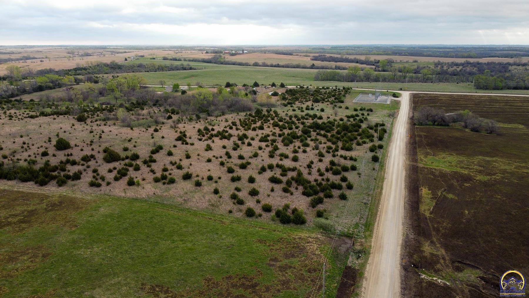 10611 K Road Delia, KS 66418 - Photo 2 of 27