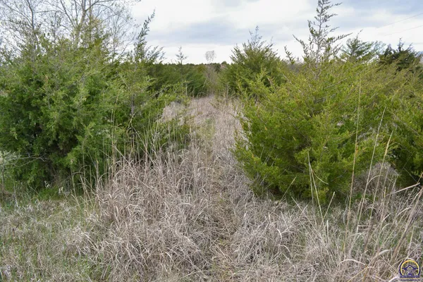 $76,075 | 10611 K Road, Delia, KS 66418