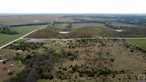 $76,075 | 10611 K Road, Delia, KS 66418