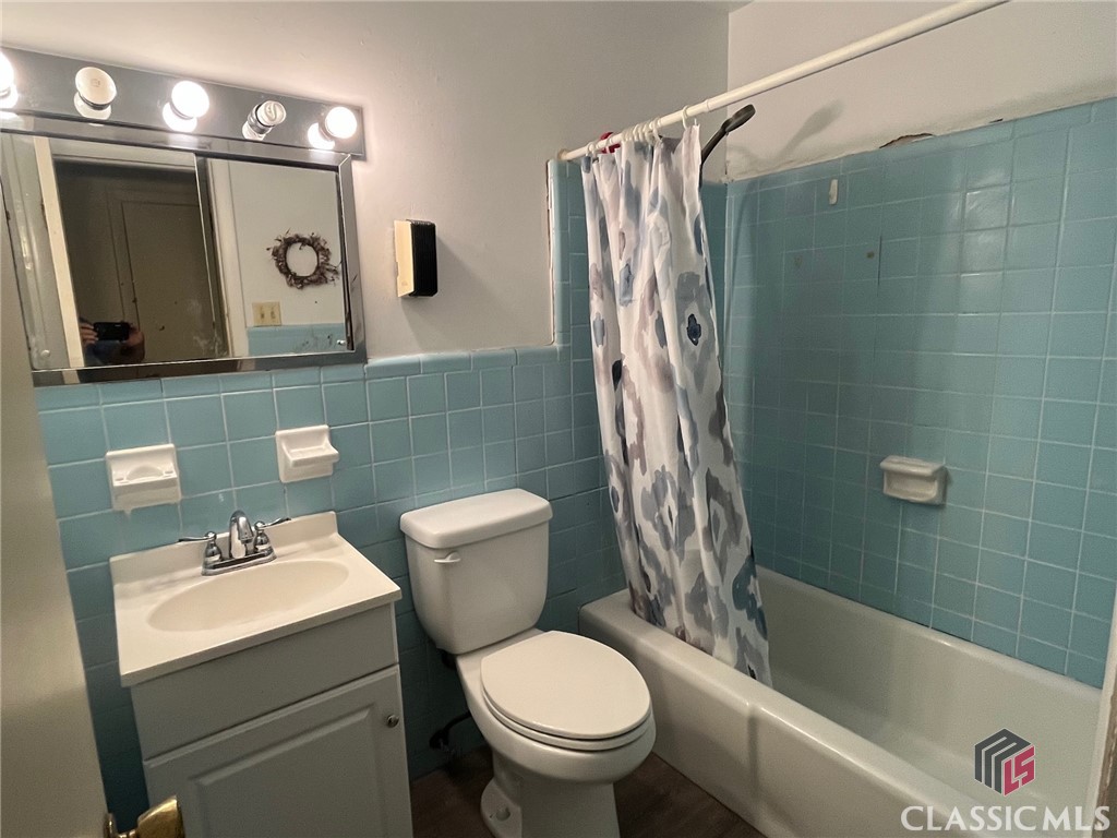 208 Barnes Street Union Point, GA 30669 - Photo 10 of 17 Gallery Image 10