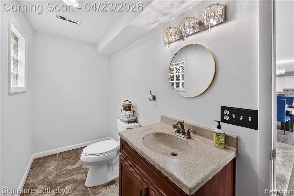 3341 Newton Road Commerce Township, MI 48382 - Photo 28 of 62